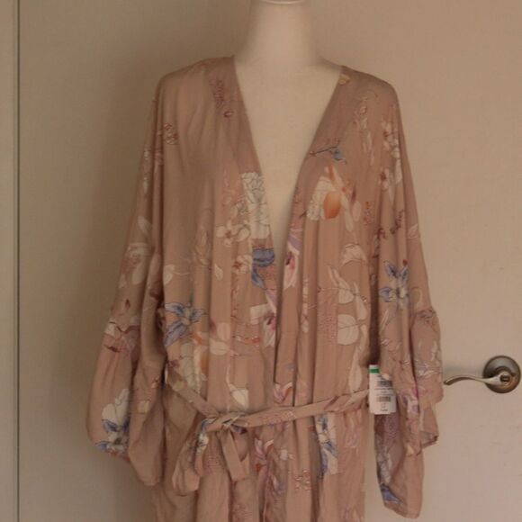 NWT Plum Pretty Sugar  Floral RObe Women Size XL - Picture 3 of 11